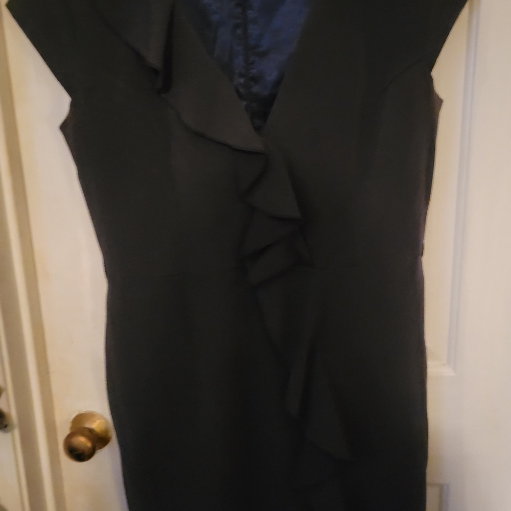 CLASSIC DRESS WITH RUFFLE